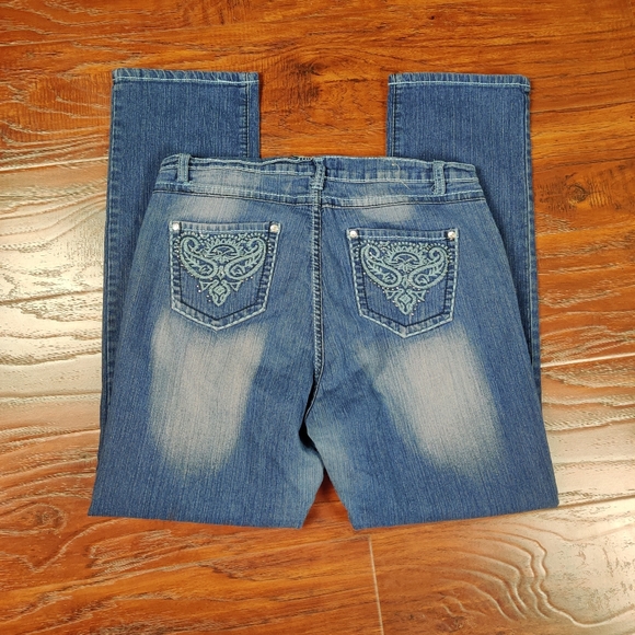 Wave Jeans - Picture 5 of 9
